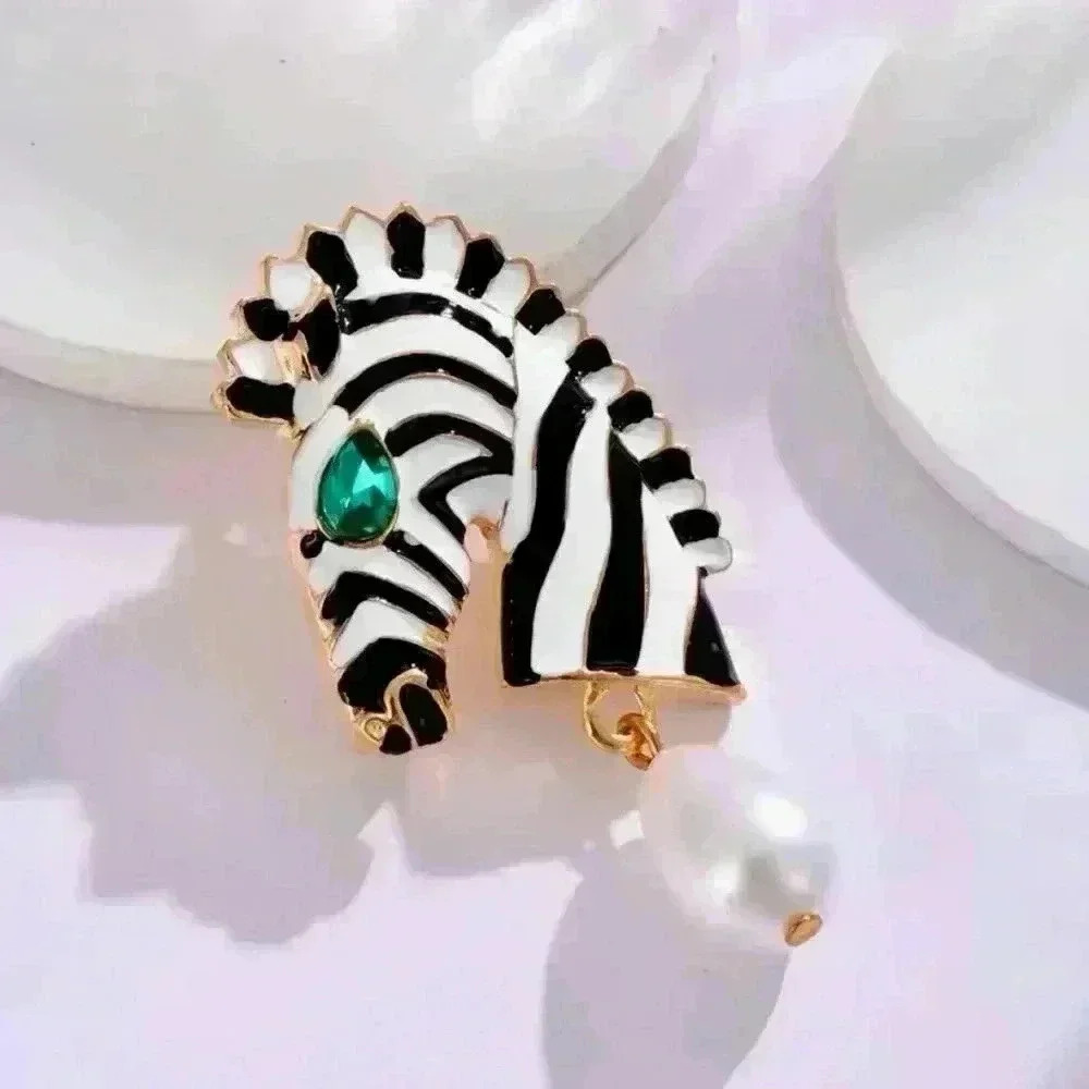 Elegant  Zebra Head Stud Pendant Earrings - Green Crystal Eyes, Pearl Drops - Picture 4 of 7